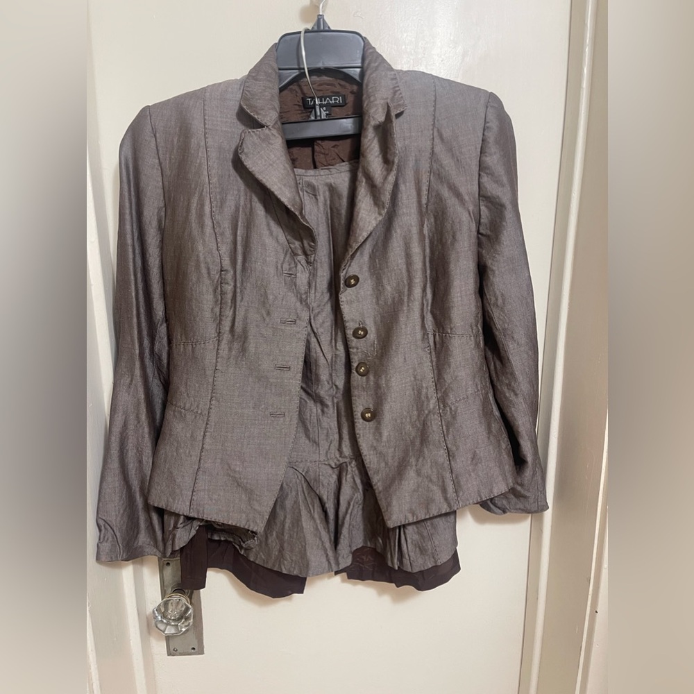 Suit skirt and blazer